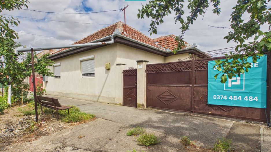 Casă solidă în Curtici cu teren de 1166 mp - Poză 32