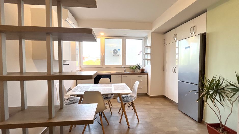 Apartament cu 3 camere,  spațios si primitor, in Soarelui- Sud Plaza - Poză 5