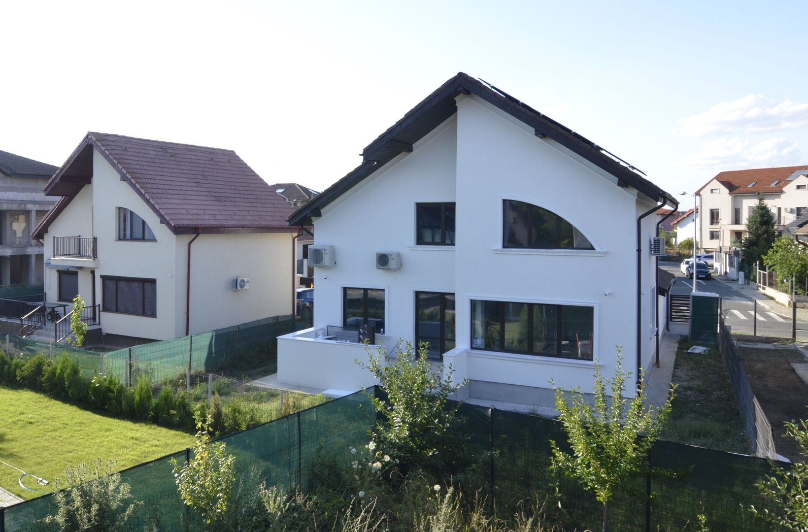 Inchiriem casa noua individuala 4 camere cu garaj - Poză 12