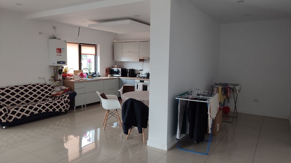 Sanandrei, Spurafete generoase, drum asflatat - Poză 4