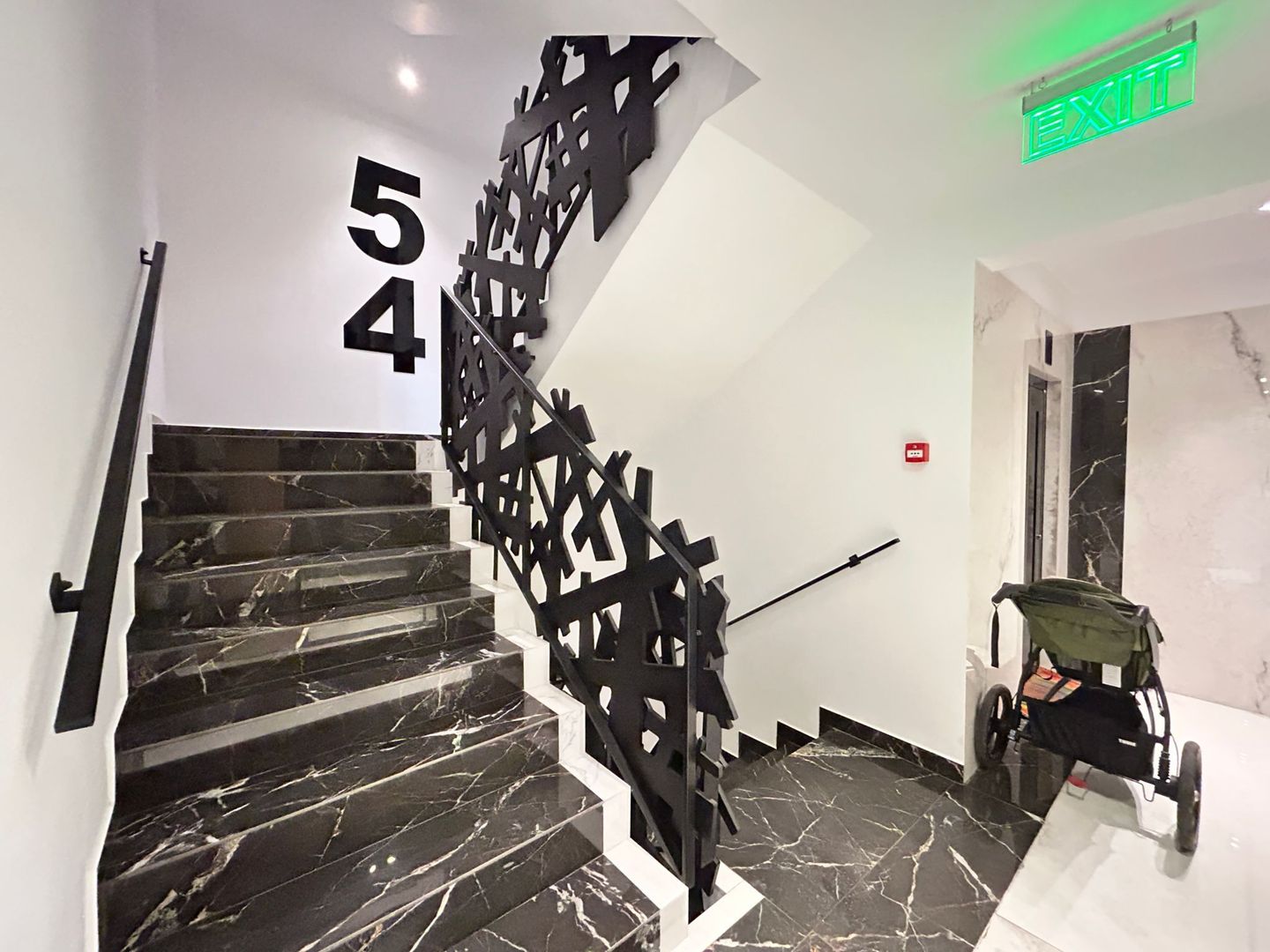 Apartamet lux 3 Camere | Parcare Inclusa | Terasa 20mp / Domenii - Poză 11