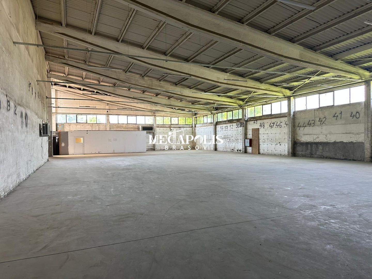 Hala Brintex str.Bazaltului / 5 euro mp - Poză 10