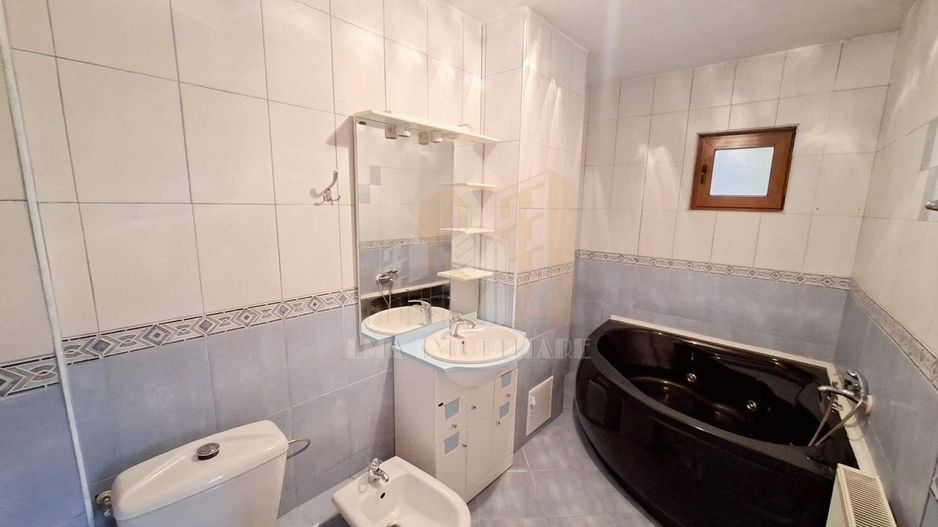Apartament 4 camere Triaj Brasov - Poză 16