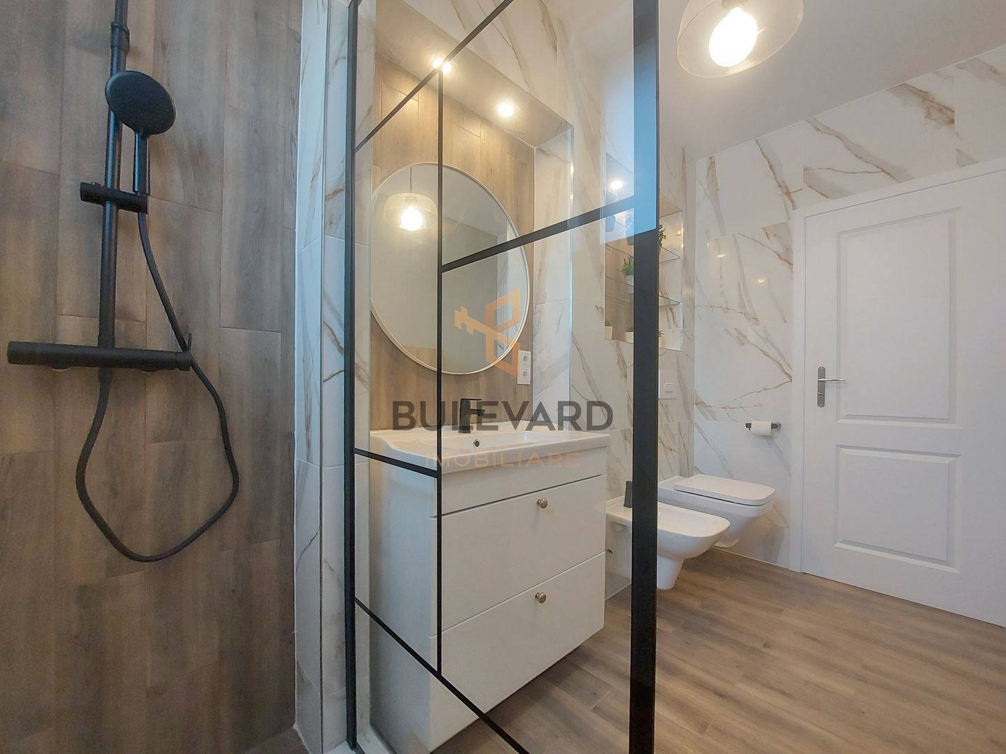 Apartament ultrafinisat la 5 minute de Vivo Center! - Poză 9