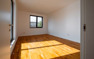 VILA SUPERBĂ CU 4 DORMITOAARE ȘI PISCINA LA INCHIRIERE - Poză 35