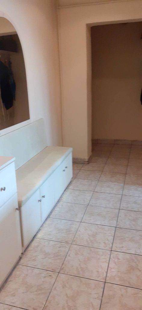 BRASADAS vinde ap 2 cam etaj 2/8 Careiului. - Poză 1