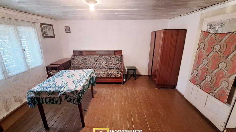 VÂND CASĂ CU CURTE ȘI GRĂDINĂ – COVĂSINȚ, ARAD | UTILITĂȚI RACORDAT - Poză 4