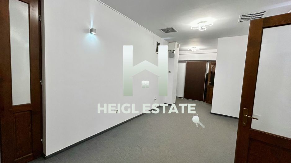 Spatiu de birouri Piata 700 - Poză 2