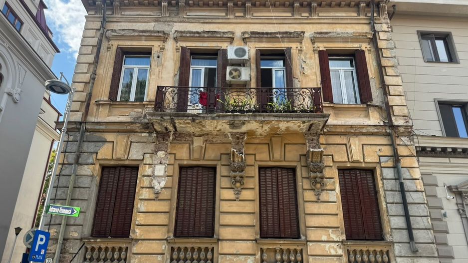 PROPRIETATE INTERBELICA 4 CAMERE+ GARSONIERA + BOXE || PIATA VICTORIEI - Poză 26
