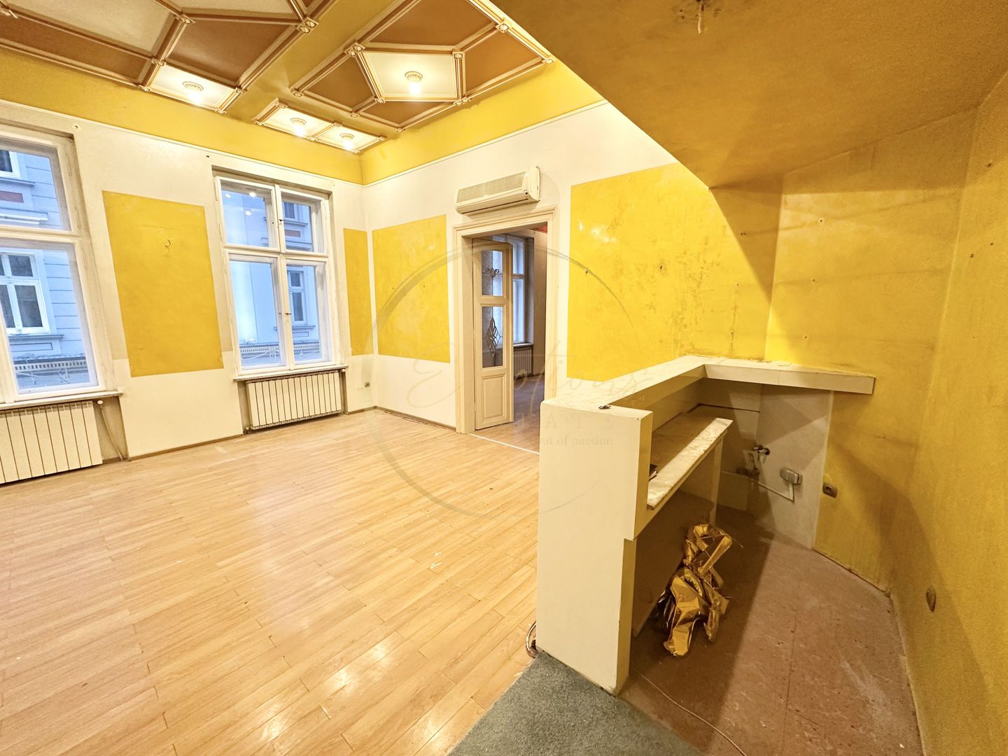 OCAZIE | Spațiu Comercial  - Piața Libertăți - Poză 5