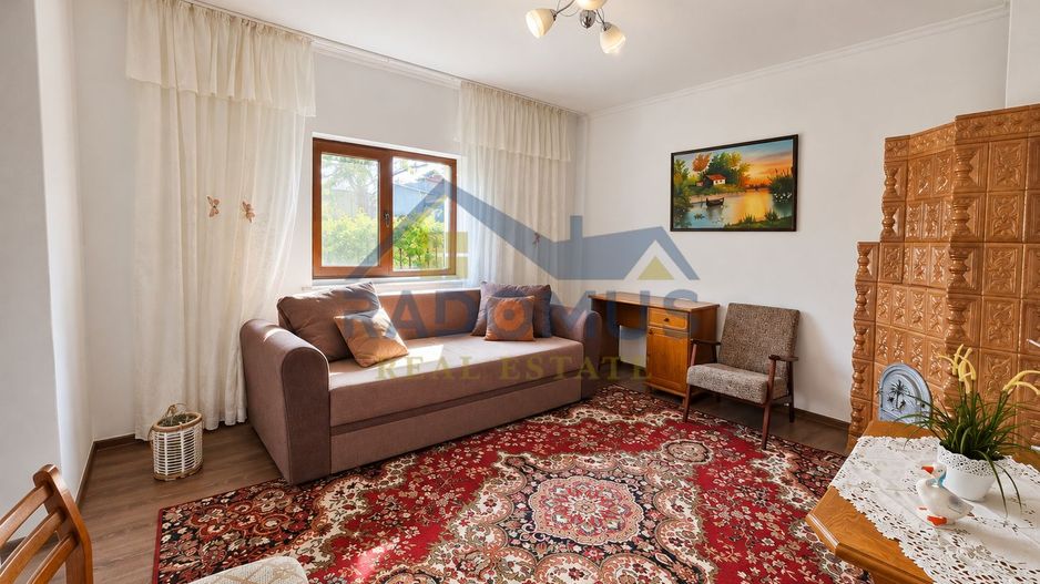 Casă cu 3 camere, anexe și livadă – Lopatnița, Șoimari - Poză 5
