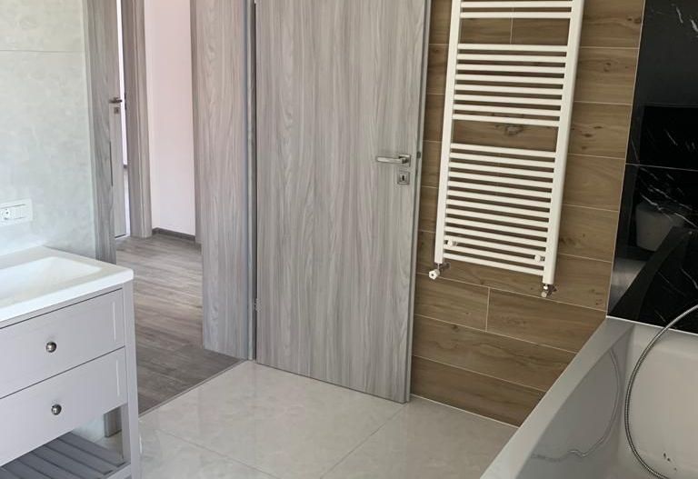 Duplex lipit prin garaj! Dumbravita - Poză 14