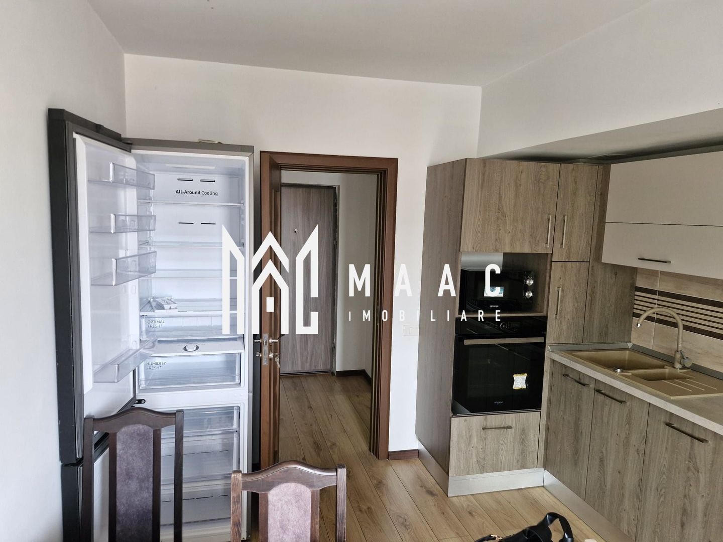 Apartament 2 camere de vânzare | Piața Simian, Râmnicu Vâlcea - Poză 1