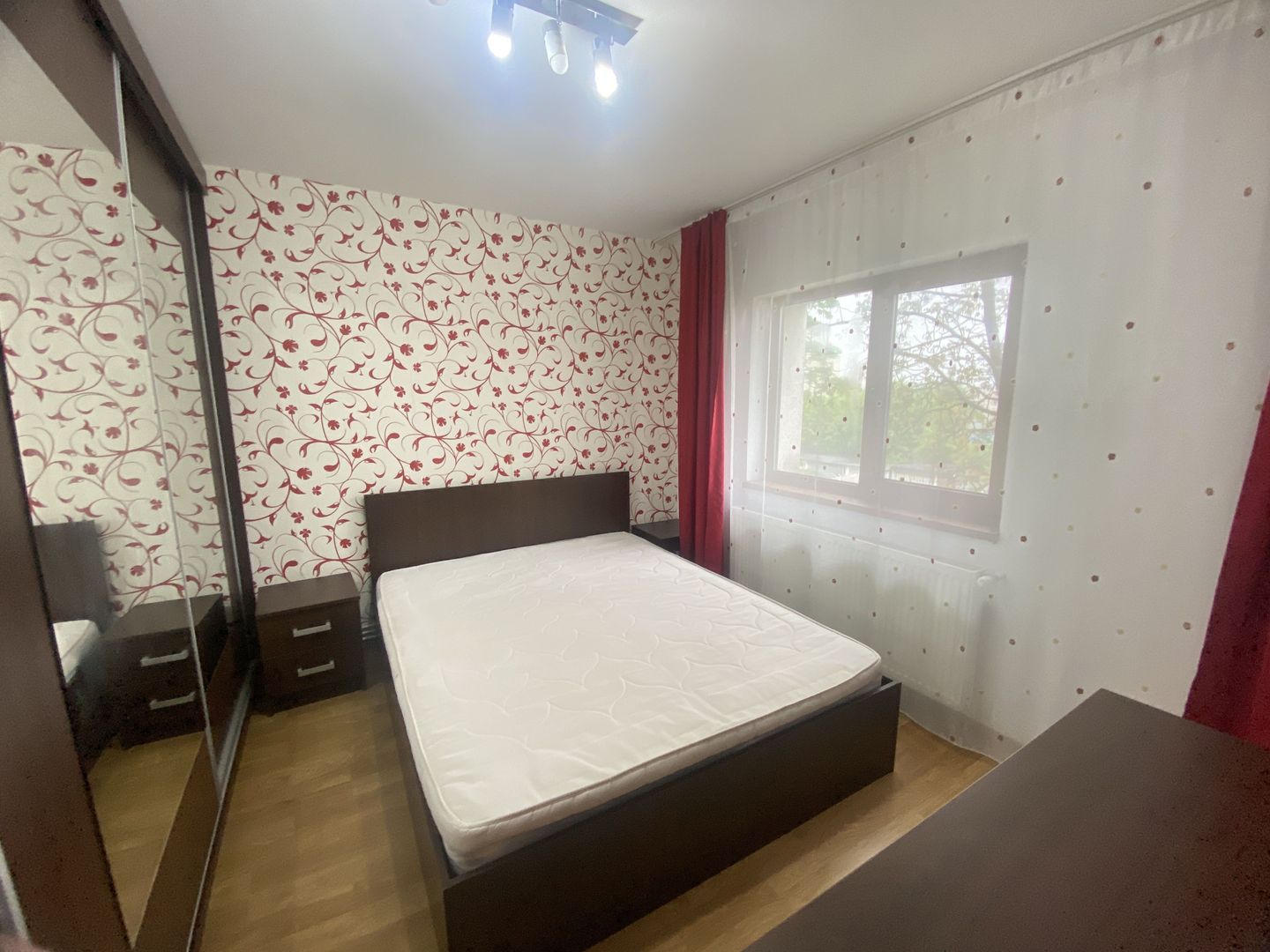 Apartament cu 2 camere decomandate/ 50 mp/ cartier Zorilor - Poză 1