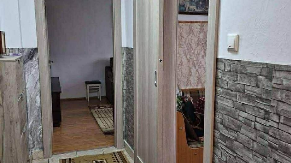 Apartament 2 camere+pivnita, decomandat, Strada Nicolae Iorga. - Poză 6