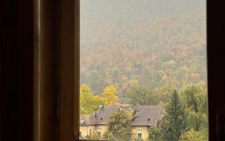 Casă individuală cu priveliște spectaculoasă – Ultra central Brașov - Poză 13