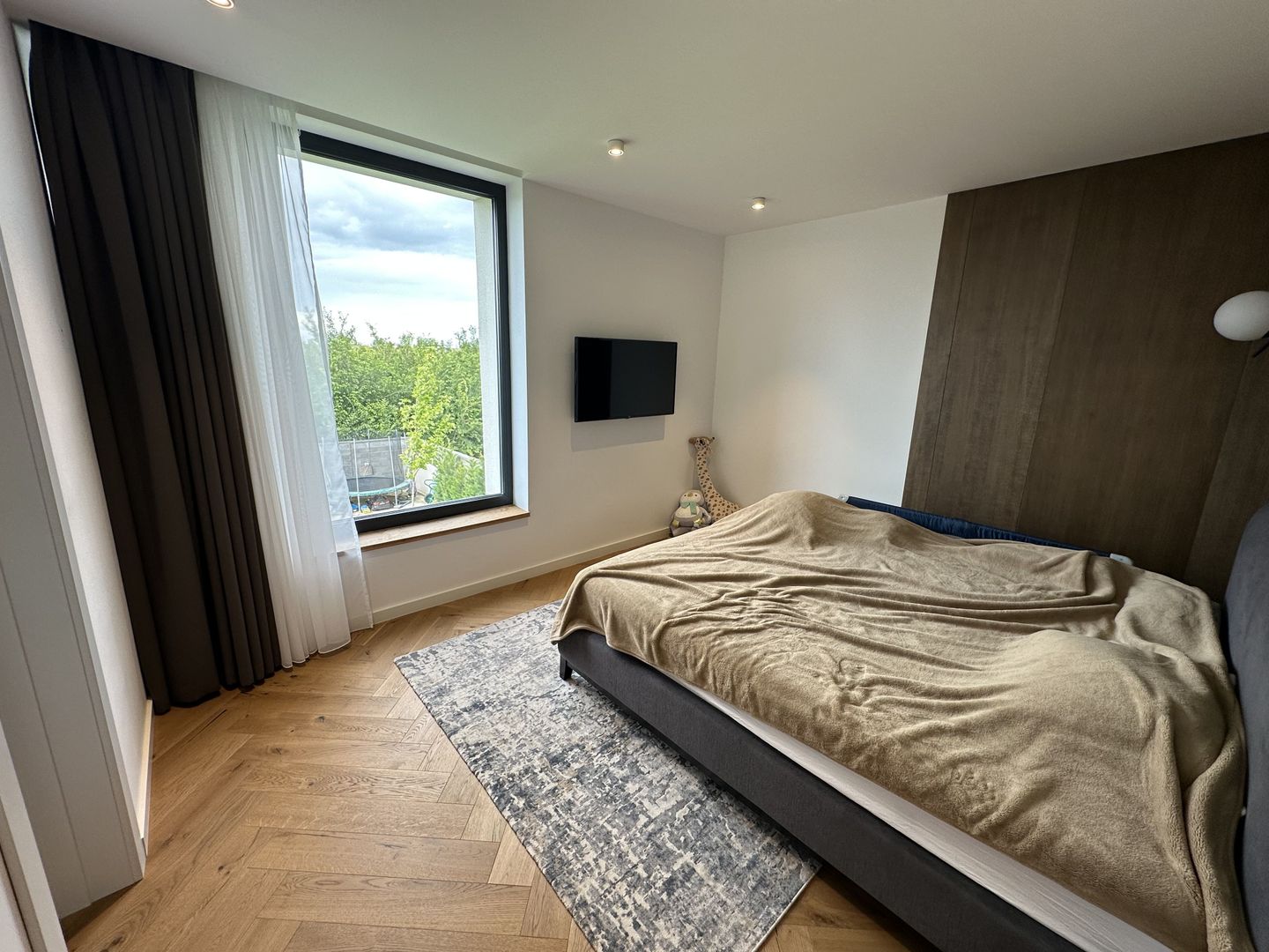 PROIECT  DEOSEBIT  IN  DUMBRAVITA - Poză 29