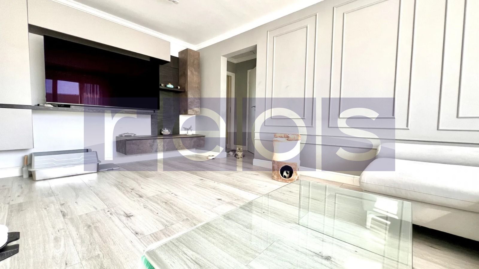 VANZARE APARTAMENT MODERN LUMINOS 3 CAMERE TITAN PARK 77mp - Poză 3