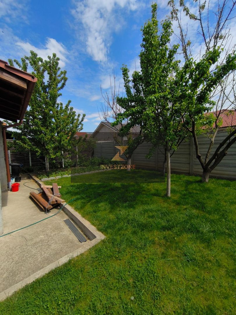 CASA DE VANZARE IN SANTANDREI -ORADEA, CARTIERUL TINERETULUI - Poză 9