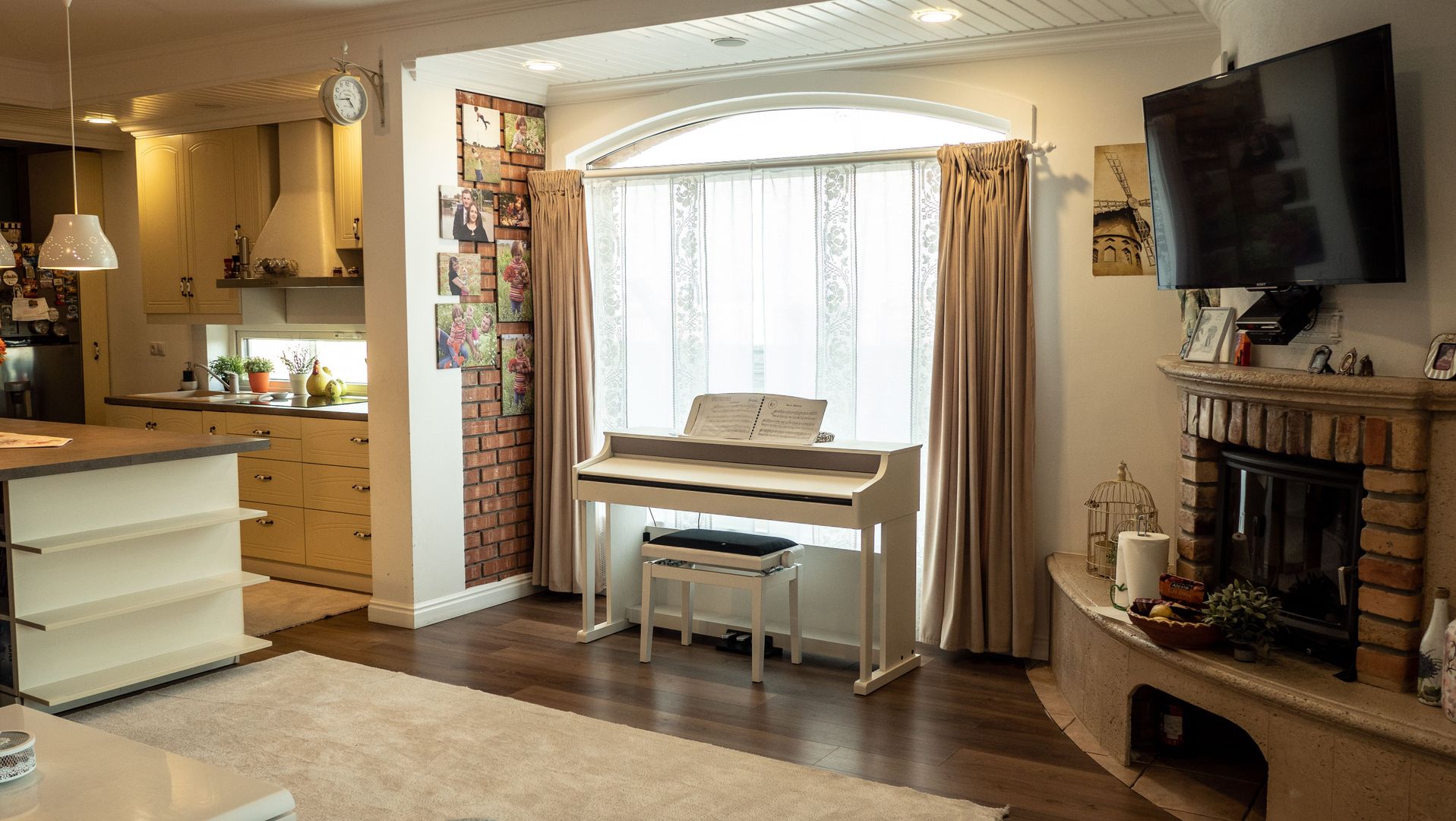 In vacanta, ACASA, zi de zi - crama, bucatarie de vara, ciubar - Poză 6