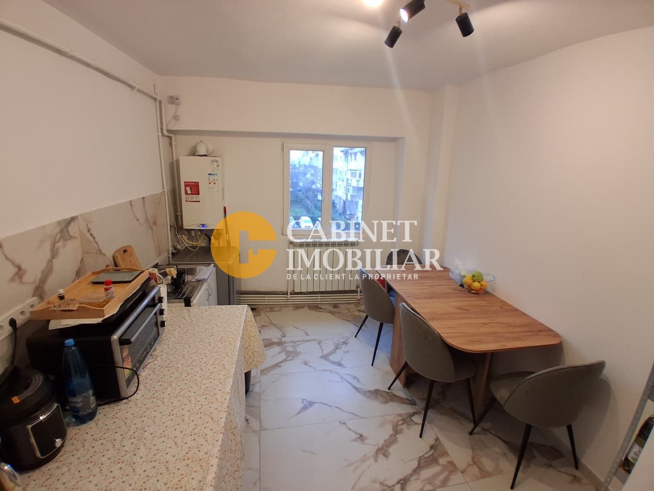 Apartament 4 camere,decomandat, Tomesti, Iasi - Poză 5