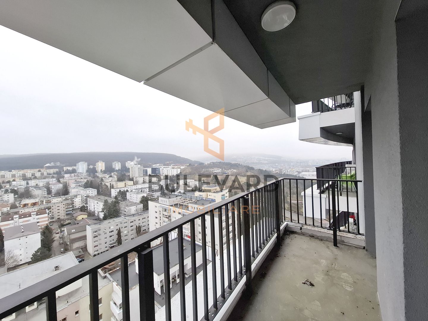 Comision 0. Apartament 2 camere + balcon 7 mp bloc nou cu CF! - Poză 2