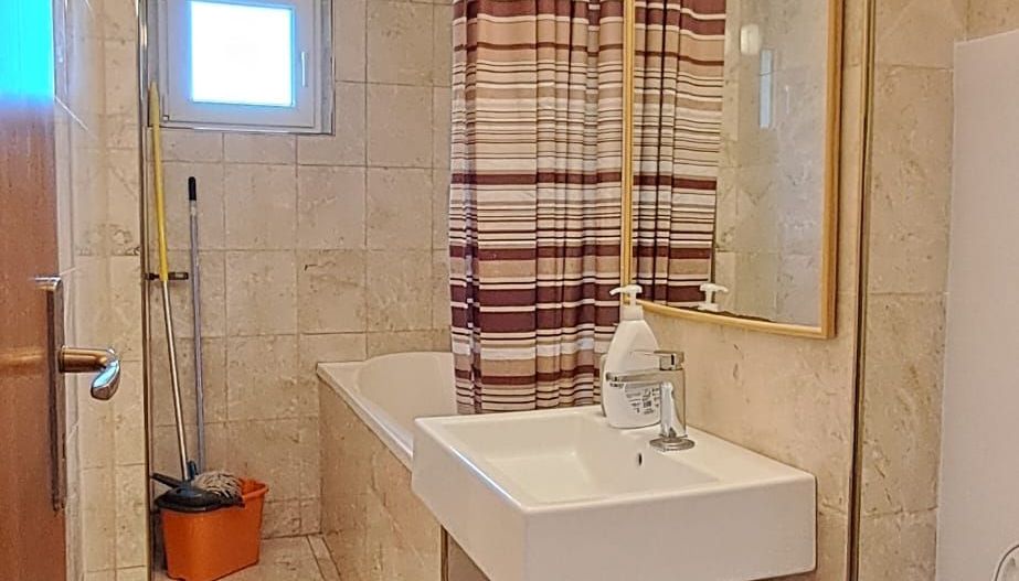 Ultracentral - Piata Victoriei, metrou, 3 camere pretabil birou, 80mp - Poză 9