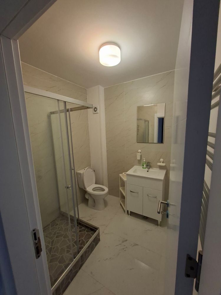 Garsonieră de închiriat Apărătorii Patriei Prima închiriere Centrală proprie - Poză 6