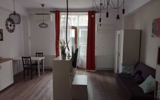 Apartament tip Studio de închiriat în centru, la 5 minute de UMF și Palas Mall, Iași - Poză 1