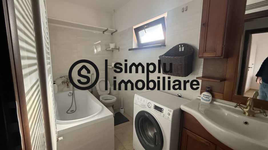 Casa centrala zona Siloz P+M - Poză 10