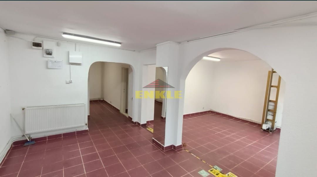 De inchitiat spatiu comercial, Bulevardul G-Enescu - Poză 2
