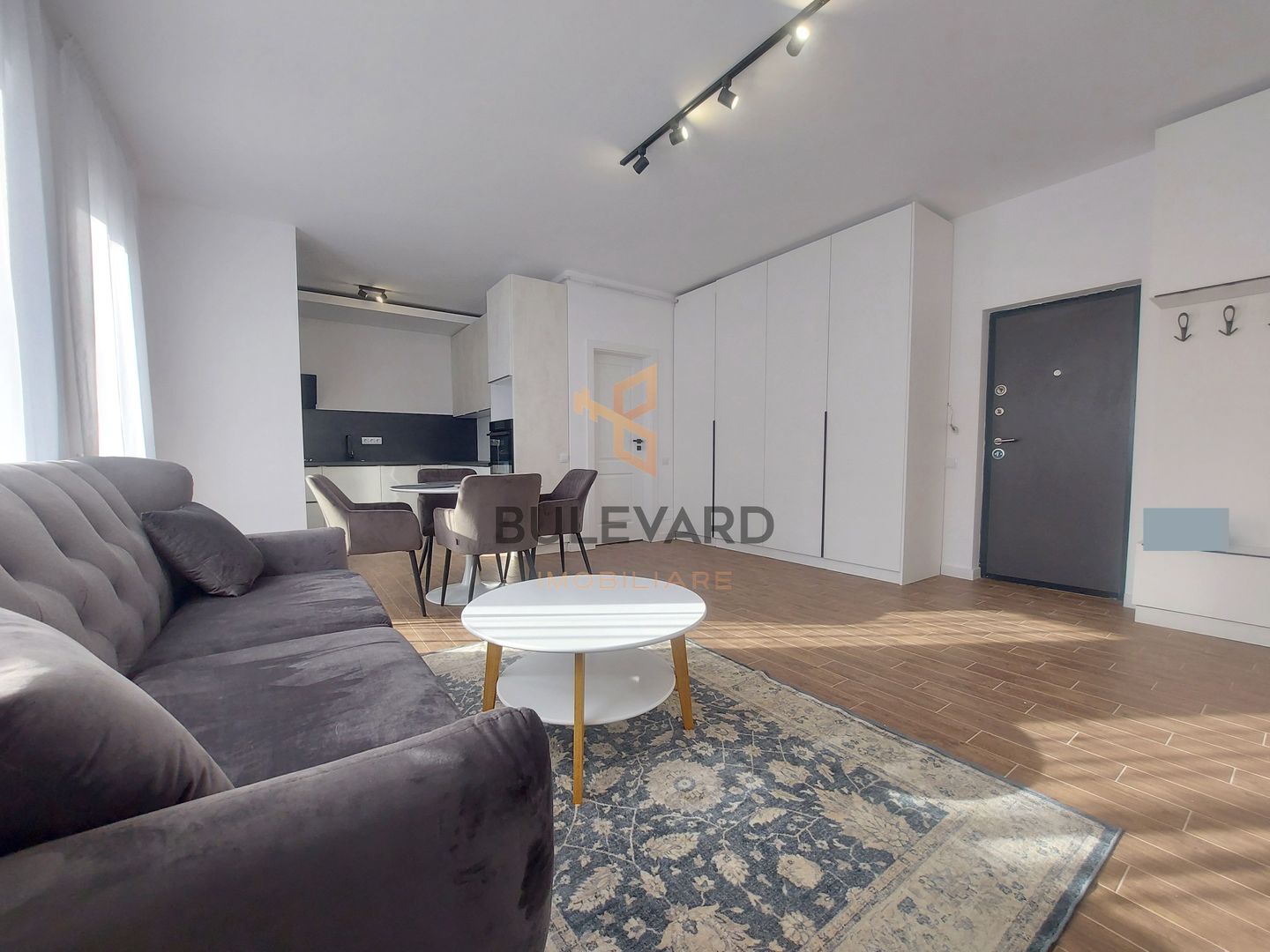 Apartament cu 2 camere+terasa de 34 mp! - Poză 2