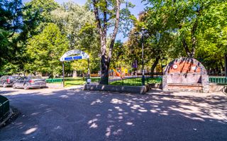 Vatra Luminoasa, bloc caramida reabilitat, parter inalt, renovat, parc - Poză 7