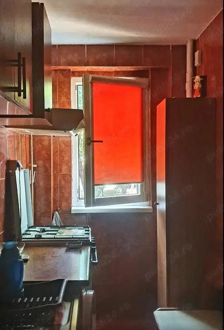 Apartament 2 camere de vanzare metroul Raul Doamnei - Poză 4