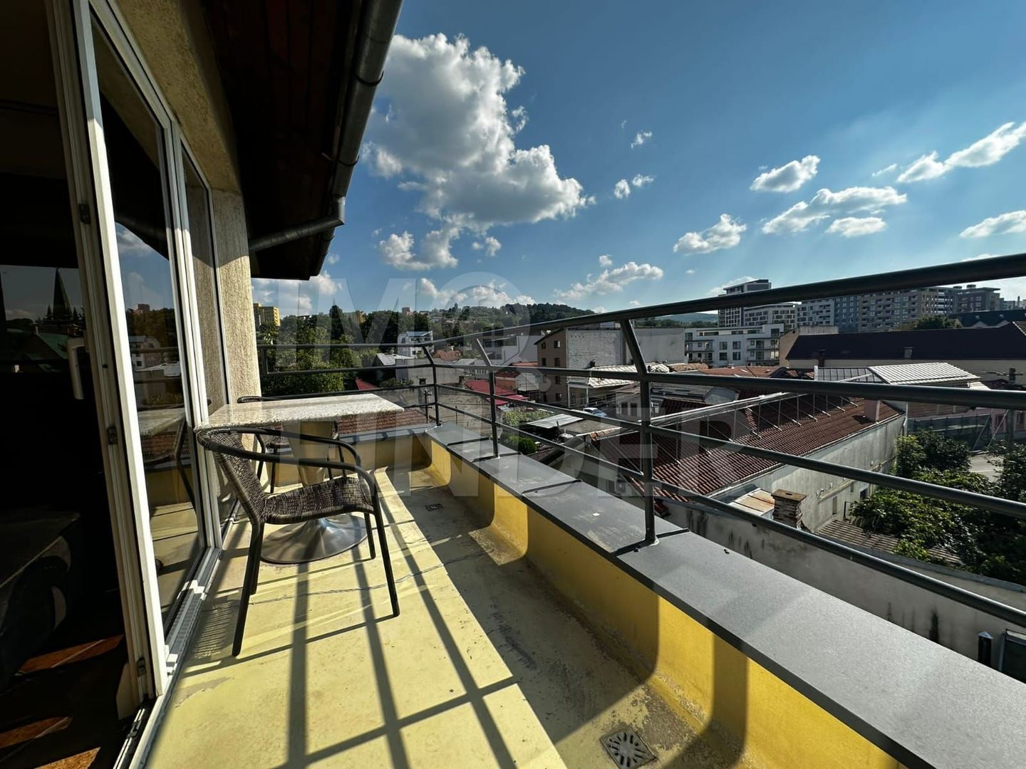 Inchiriere apartament 3 camere in Vila, Central - Poză 14