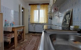 Ap 3 camere decomandat – Rond Podu Roș, la 5 minute de Palas Mall - Poză 19