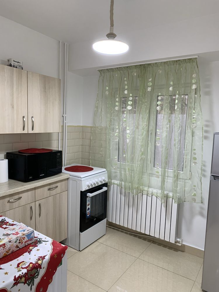 Apartament 3 camere de închiriat Timpuri Noi - Poză 5