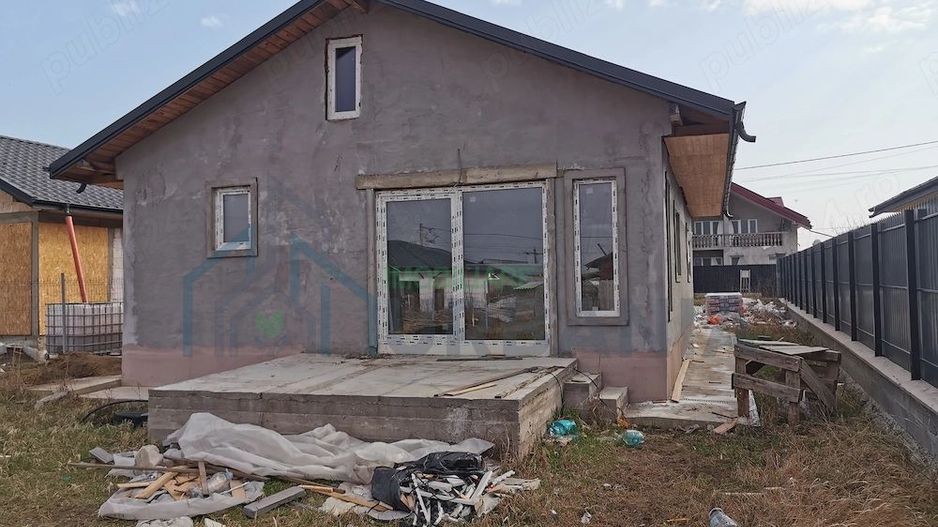 Casă la gri de vânzare în Popricani, Iași, teren 500 mp - Poză 5