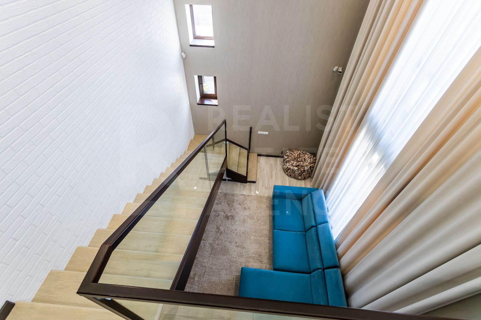 Vânzare, casă, 3 nivele, 4 camere, strada Schinoasa, com. Bacioi - Poză 20