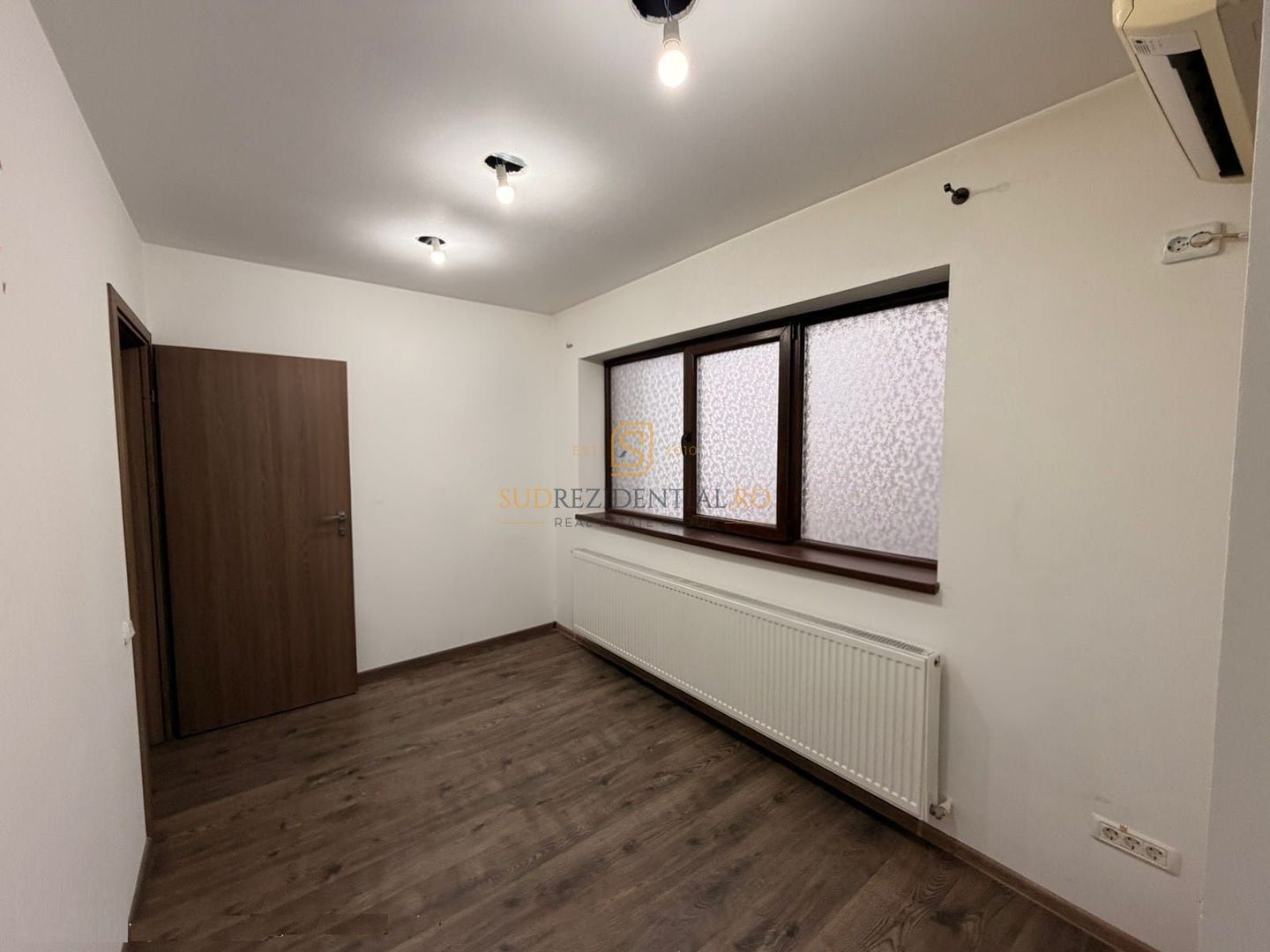 Spatiu comercial, pozitionare excelenta, exact la metrou Aparatorii P - Poză 2