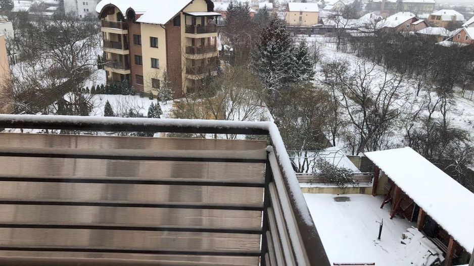 Ag EUROPA vinde ap. FINISAT cu 3 camere la etajul 4 zona CENTRALA. - Poză 3