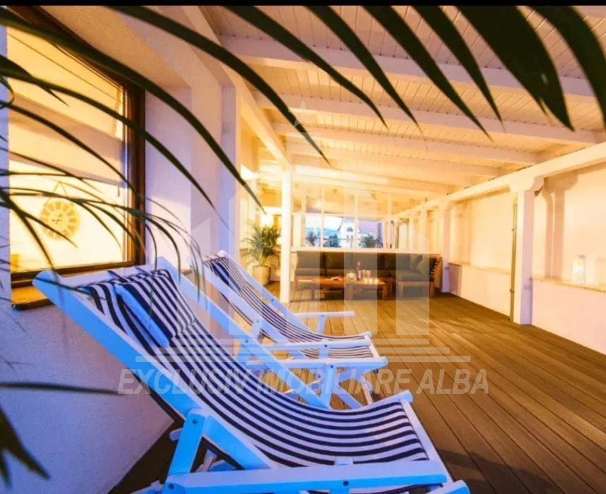 Apartament cu 3 camere de vanzare, Centru - Poză 9