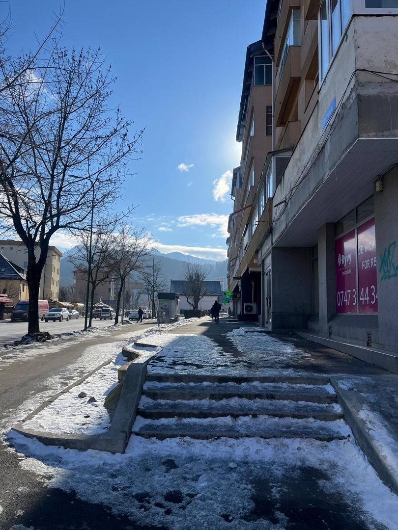 Super ocazie! Spațiu de închiriat, Brașov, cartier Noua,  20 euro/mp. - Poză 6