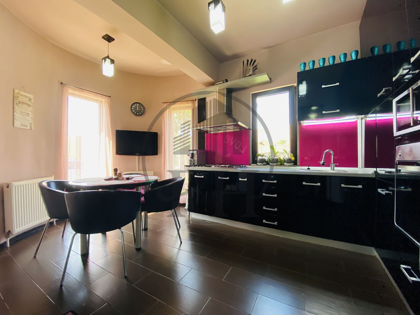 SOLD/ VANDUT Vila cu teren in Valu lui Traian - Poză 3