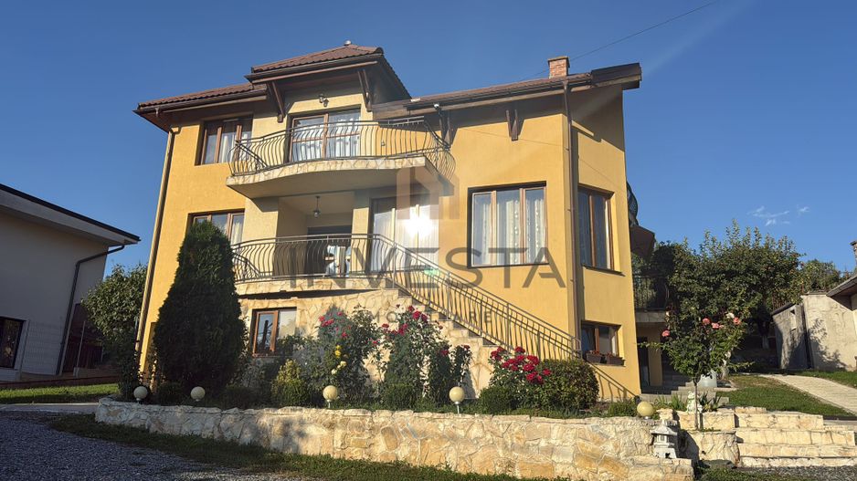Casa individuala 187 mp utili cu teren in proprietate de 831 mp! - Poză 1