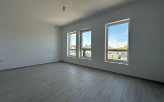 Duplex | Parter + Etaj | Toate utilitatile | Curte generoasa | Sacalaz - Poză 13