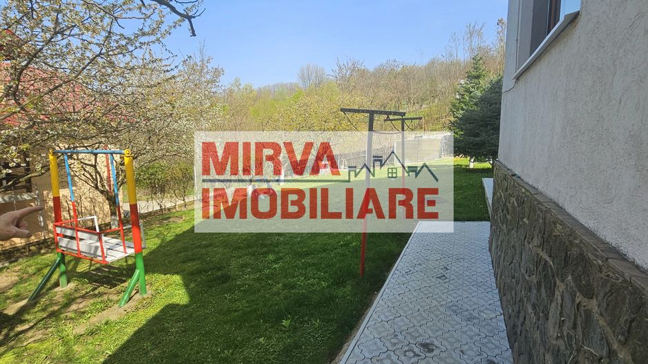 🏡 VILĂ ELEGANTĂ CU PRIVELIȘTE DEOSEBITĂ – VALENII DE MUNTE - Poză 23