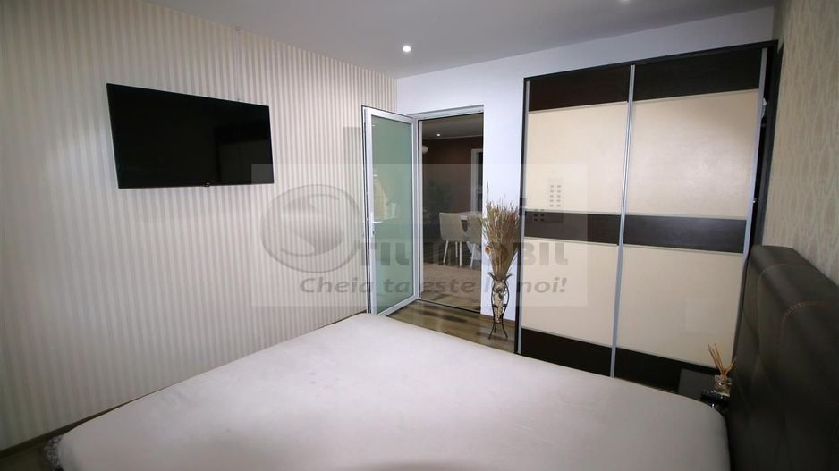 MIROSLAVA CASA EXCLUSIVISTA LA CHEIE LUX STIL MEDITERANEAN MOBILATA - Poză 20