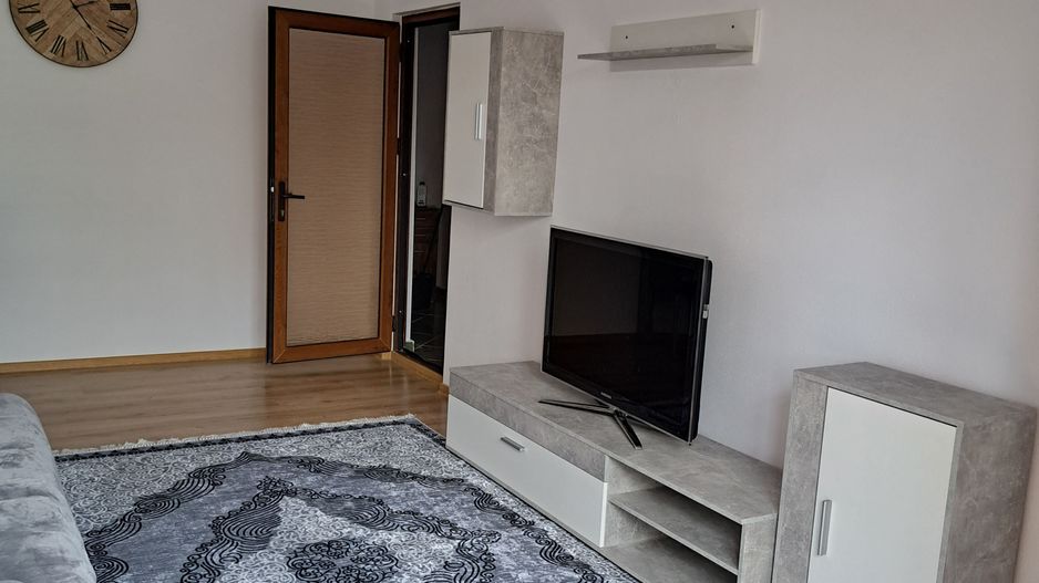 Închiriere apartament 2 camere, mobilat și utilat – Biserica Sf. Vasile - Poză 2