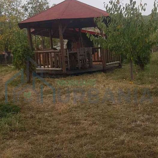 Teren intravilan de vânzare - 6200mp, pădure în apropiere - Poză 4